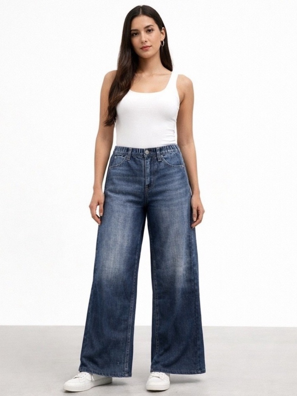 Mid-Rise Wide Leg Jeans in Medium Blue ( sweatpants / yoga )